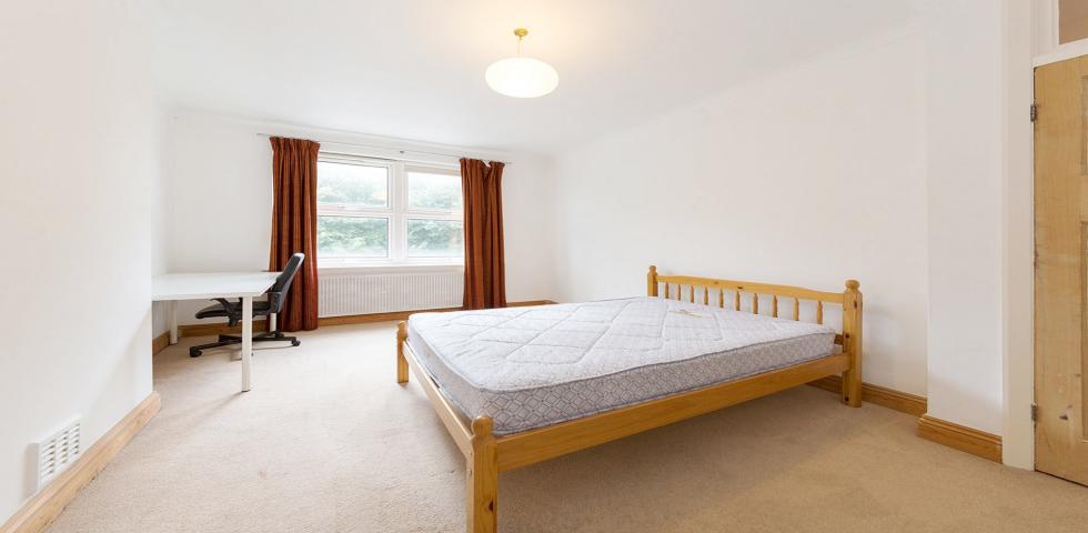 Modern Apartment Waverley Court, Queens Park